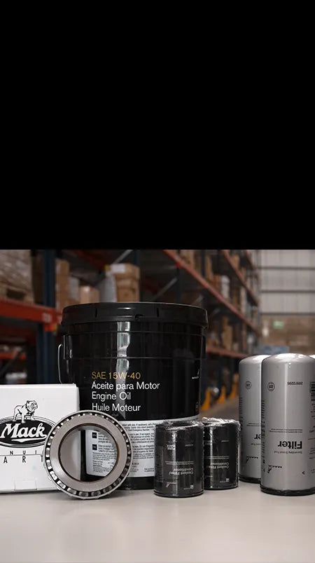 Refacciones originales para tractocamiones.